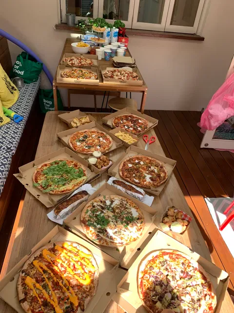 Crust Pizza Bentleigh