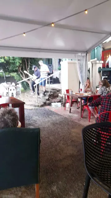 Cunninghams Hotel