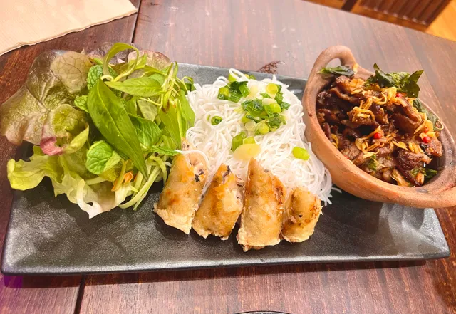 Dad Vietnamese Restaurant