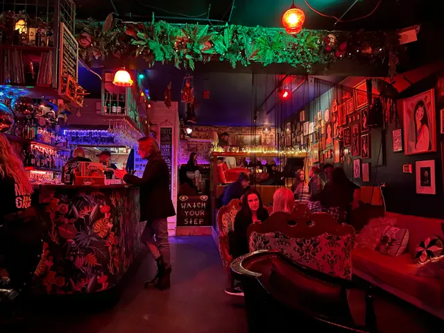 DADDY BAR