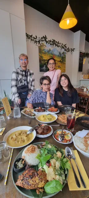 Dale Lapau Indonesian Restaurant (HALAL)