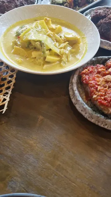Dale Lapau Indonesian Restaurant (HALAL)