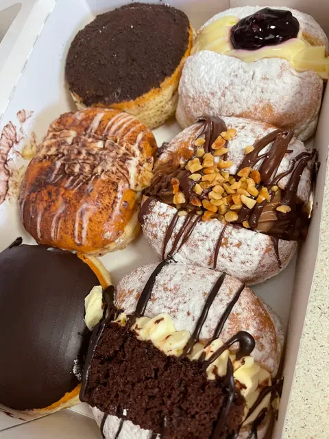 Daniel's Donuts Springvale
