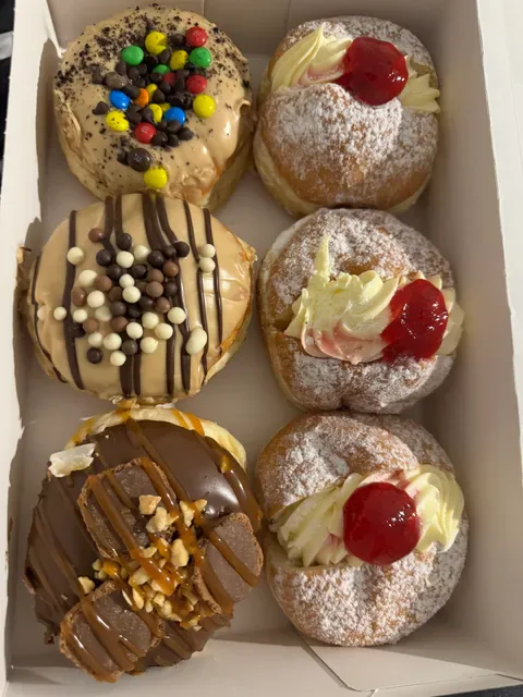 Daniel's Donuts Springvale