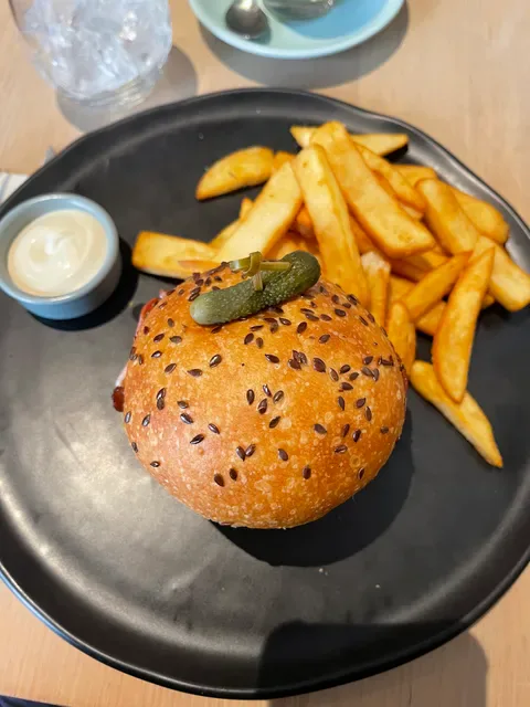 daydreamers Cafe