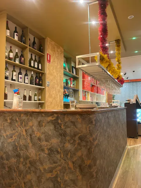 Desi Sweets & Curry Cafe (Indian Restaurant & Catering)
