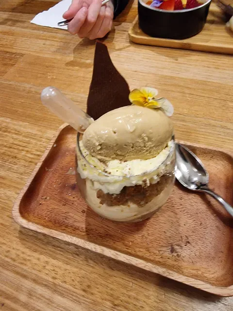 Desserts By Night (Springvale)
