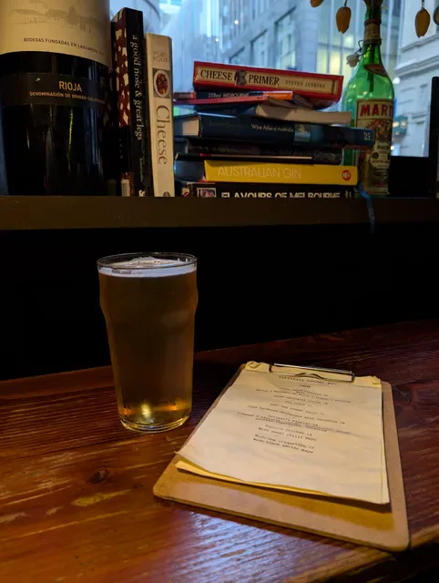 Dikstein's Corner Bar