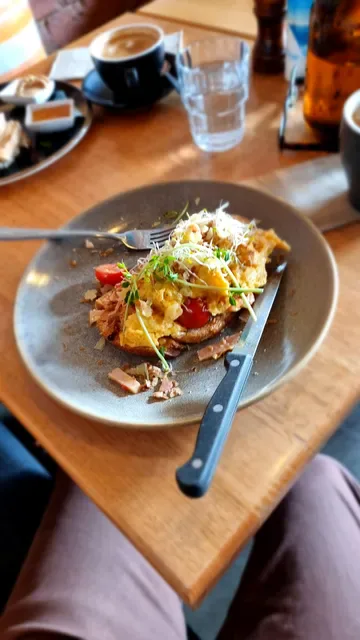 Dirty Apron Cafe