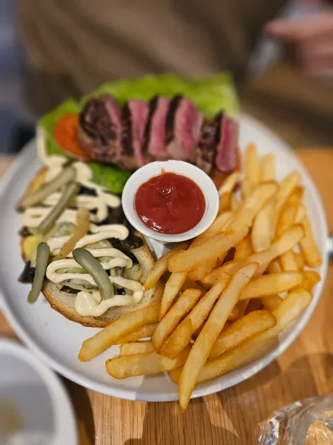 Dish & Spoon Cafe