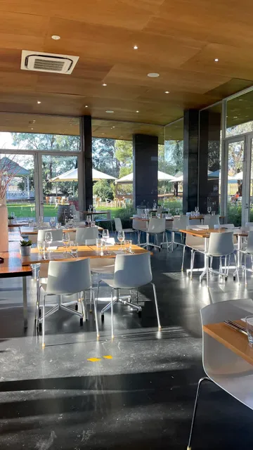 DiVino Ristorante at e’STELLAR estate