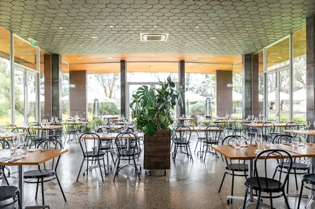 DiVino Ristorante at e’STELLAR estate