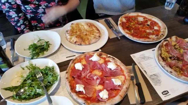 D.O.C Pizza and Deli Mornington