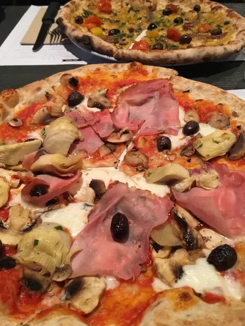 D.O.C Pizza and Deli Mornington