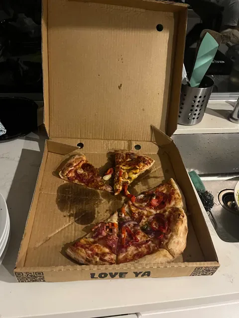 Doey's Pizza Rosanna