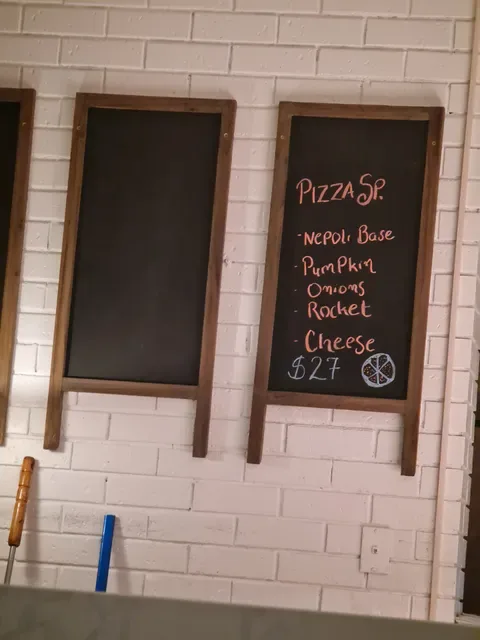 DoppioZero Pizzeria & Wine Bar