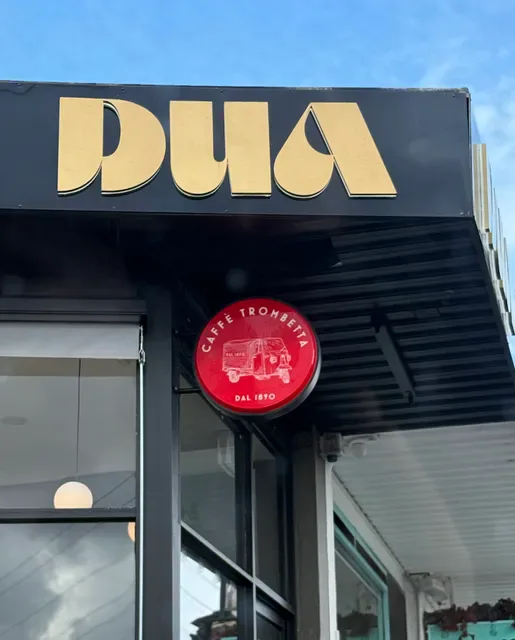 DUA LOCALE