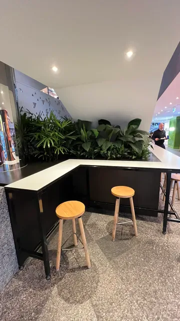 EARL Canteen - Collins Place