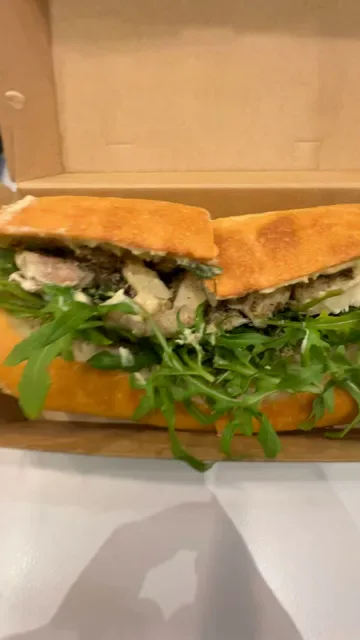 EARL Canteen - Collins Place