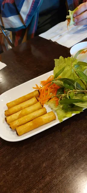 Eight Bowls Pho