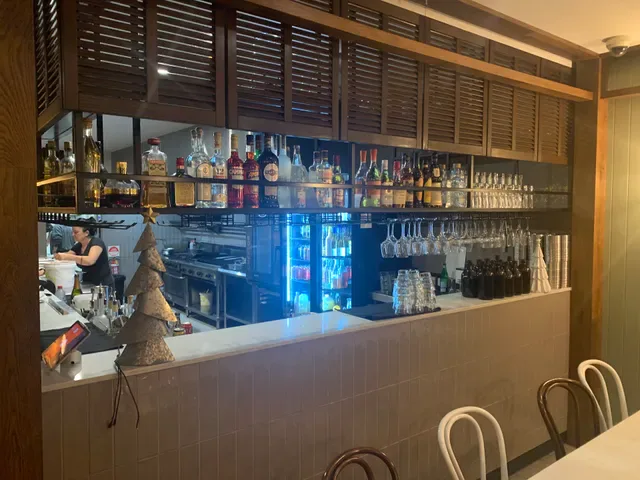 Elia Greek Tavern