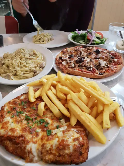 Enzo’s Pizzeria