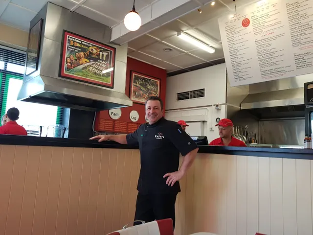 Enzo’s Pizzeria