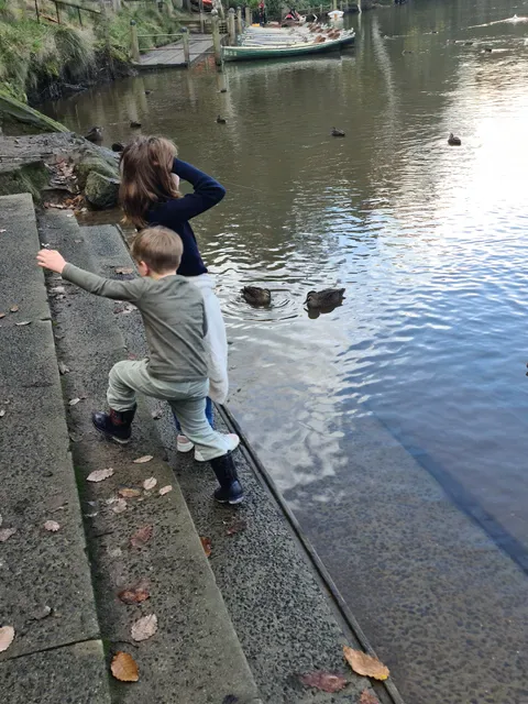 Fairfield Park Boathouse & Tea Gardens