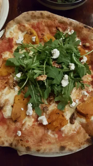 Farro Pizzeria & Bar Windsor