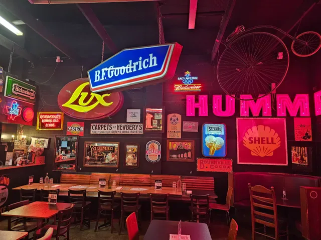 Fat Bob's Bar & Grill