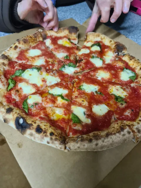 Fired Up Pizza