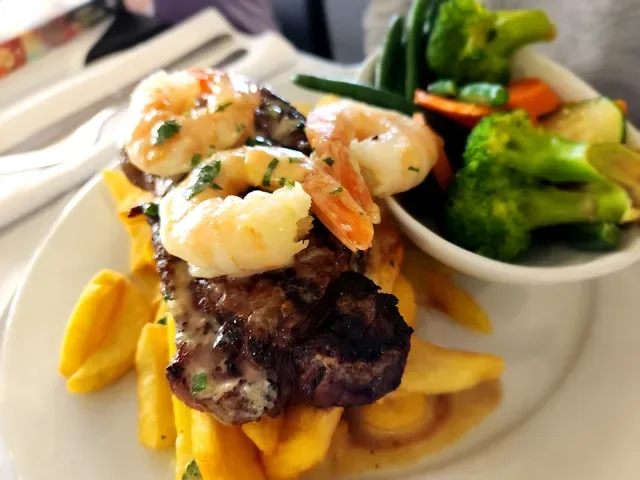 Flight Deck Bar & Grill