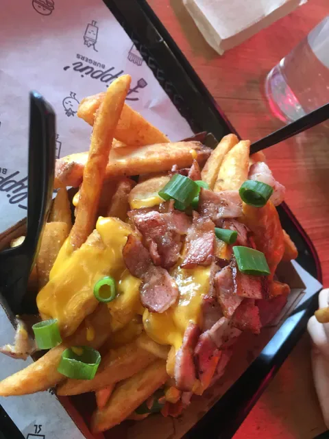 Flippin' Burgers