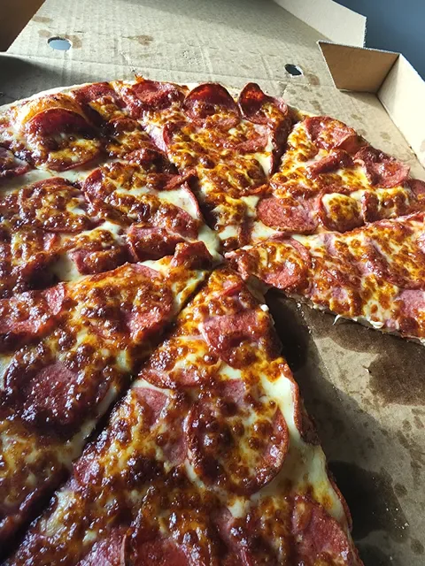 Florentine Pizza and Charcoal Chicken