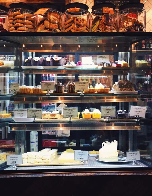 Four Seasons Café