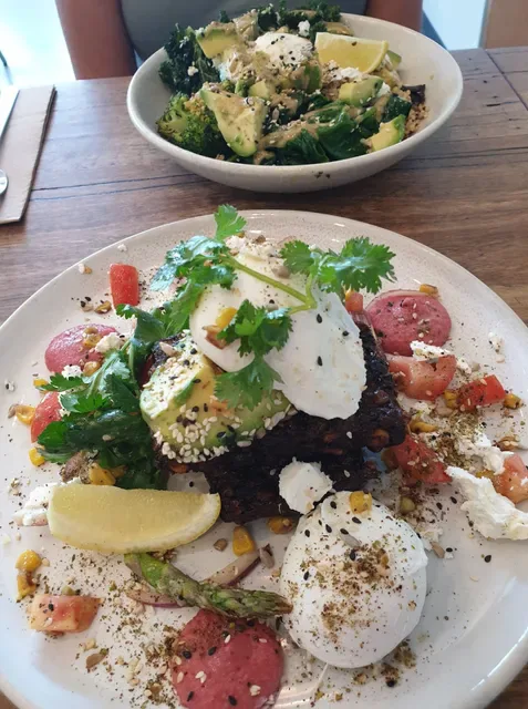 Frankie's Coffee and Eats