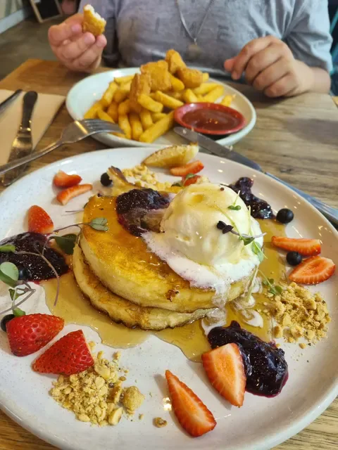 Frankie's Coffee and Eats