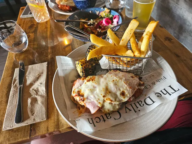 FT Local Kitchen and Bar