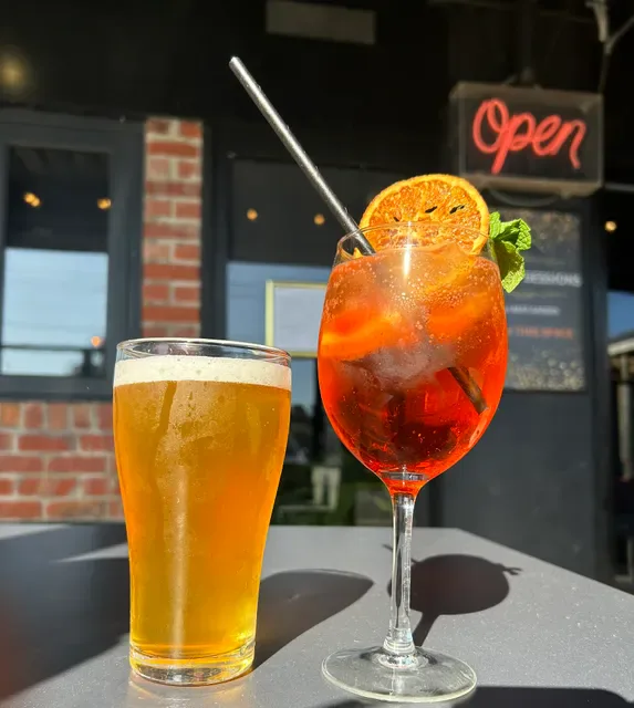FT Local Kitchen and Bar