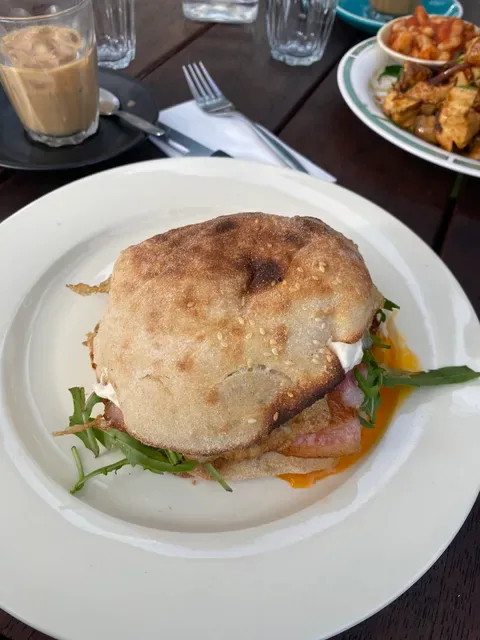Galleon Cafe