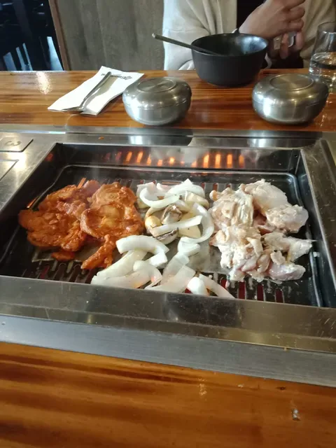 Geonbae Korean Barbecue Restaurant