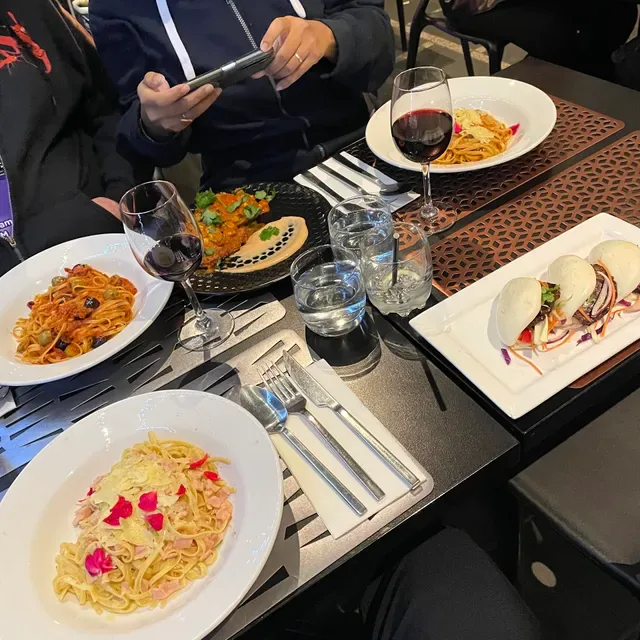 Ginger Olive | Restaurant and Grill