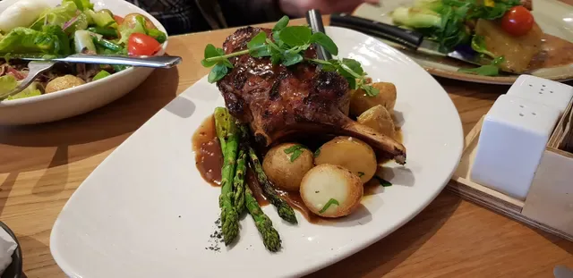 Giorgios Restaurant