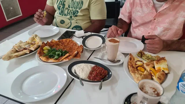 Romies Kebab's