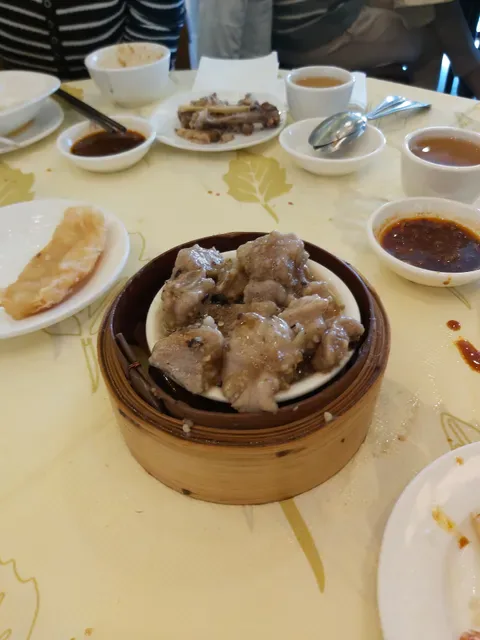 Gold Leaf Restaurant
