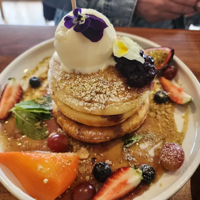 Golden Child Cafe