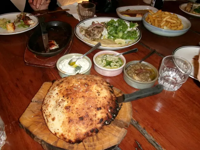 Golden Fleece Hotel