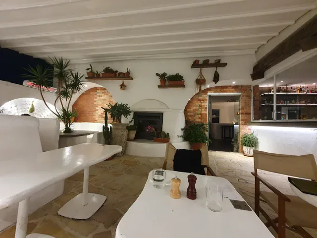 Golden Fleece Hotel