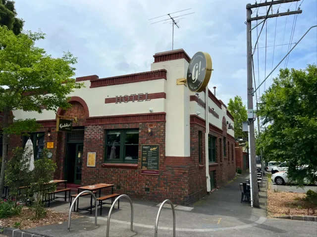 Goldy's! Tavern