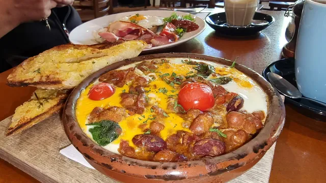 Gourmet Girl Cafe & Catering